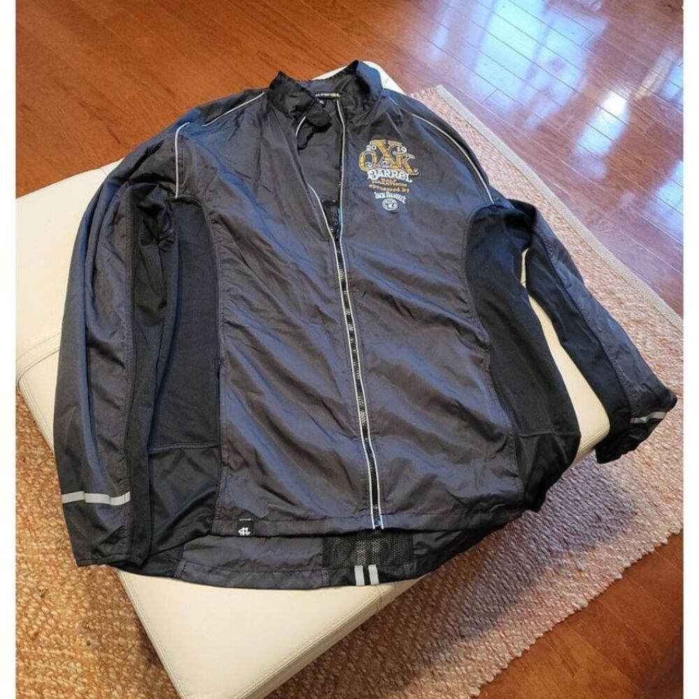 Jack Daniels Oak Barrel Half Marathon Jacket size XL